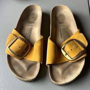 Birkenstock Yellow Sandals with Gold Buckle like new!!!